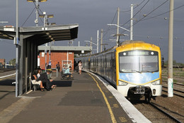 Nhảy xuống đường ray nhặt dép, du khách Việt bị tàu đâm thiệt mạng ở Australia