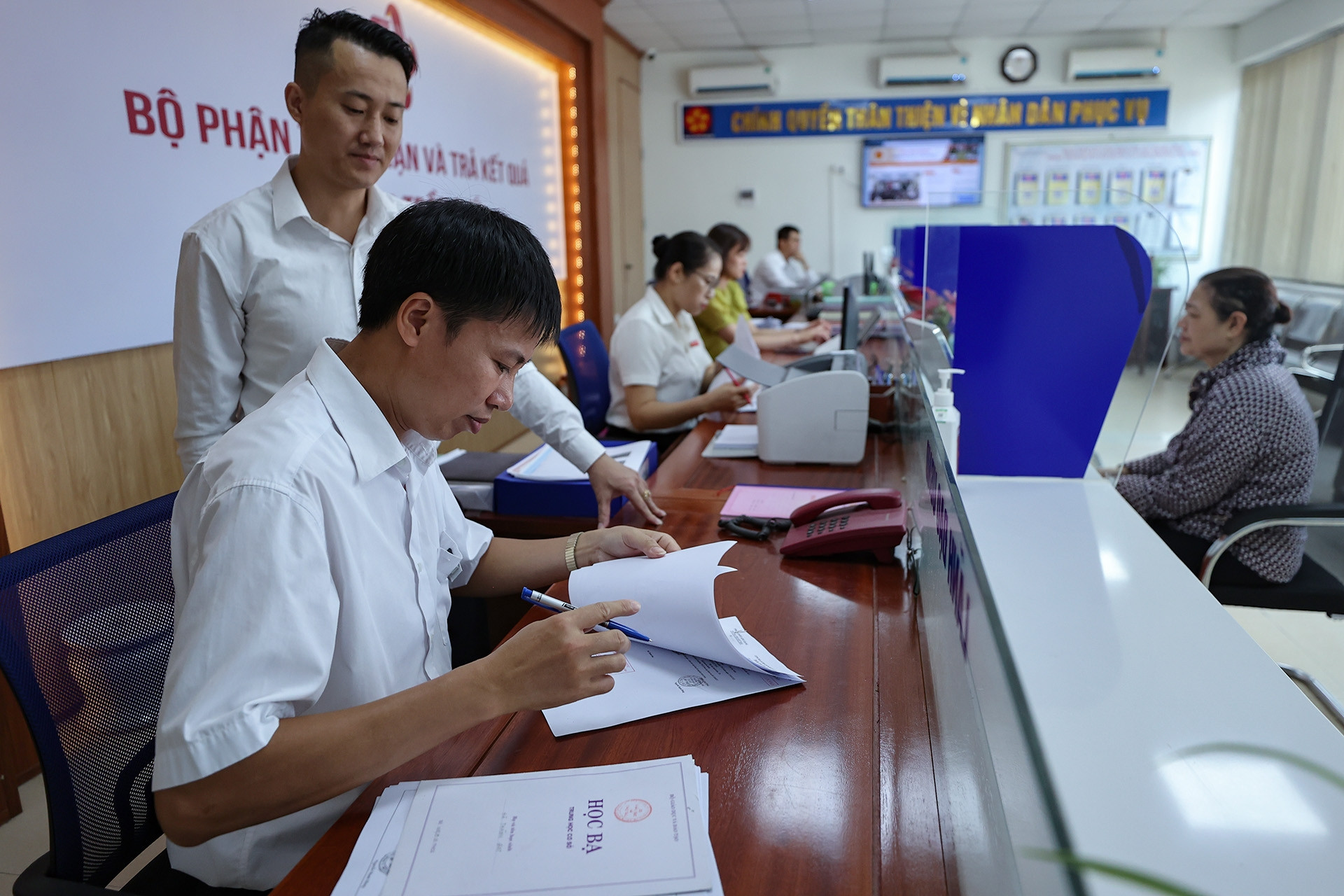 Bộ Nội vụ: Bí thư, chủ tịch cấp huyện sẽ về làm nòng cốt tại 3.321 xã, phường mới