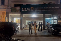 Nhân chứng kể phút tên cướp cầm balo tiền chạy khỏi ngân hàng ở Quảng Ninh